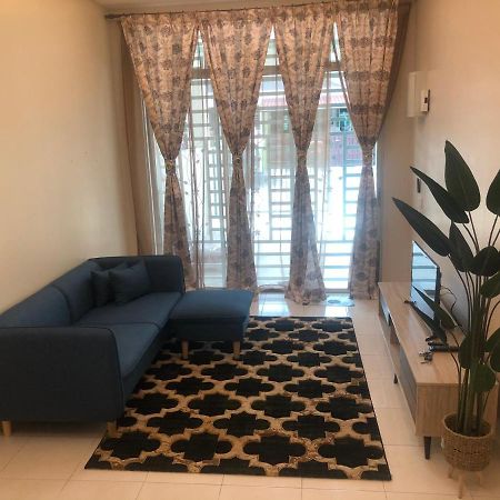 Seroja Homestay Malacca Exteriör bild